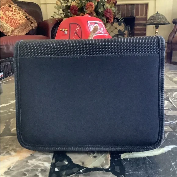 Franklin covey black nylon leather pocketed 6 ring binder planner 9.5x7.5